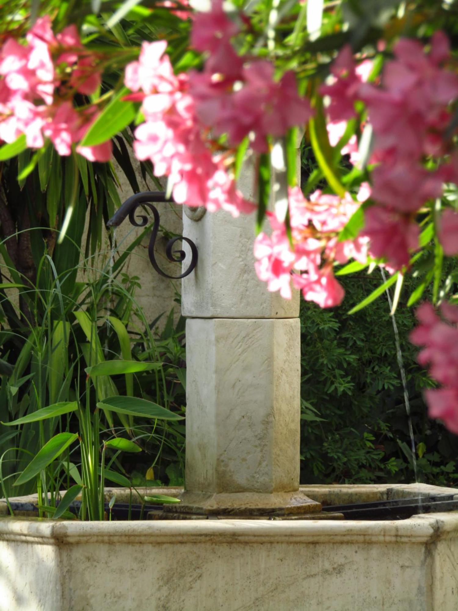 La Bastide De Canaules Екстериор снимка